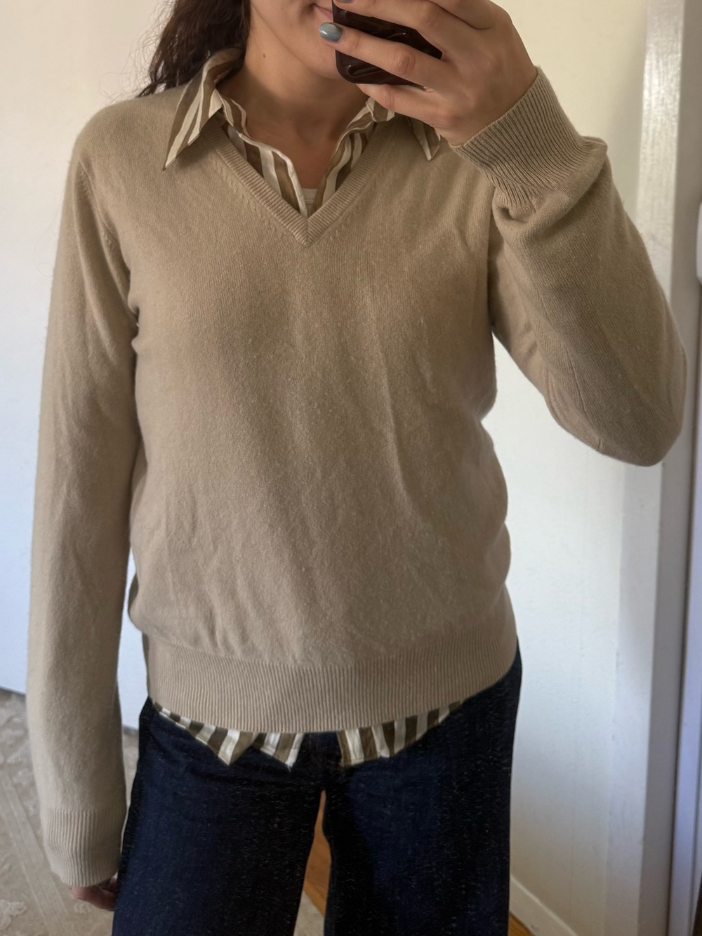 Cashmere V-Neck Sweater in Light Beige
